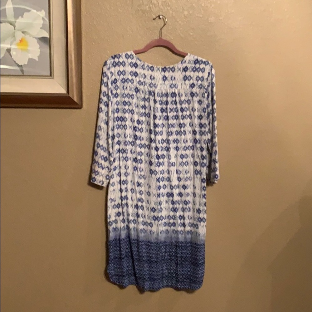 Dress - Picture 2 of 2